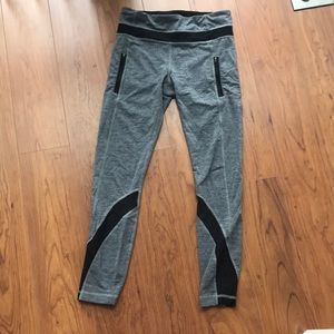 Size 6: Lululemon grey leggings